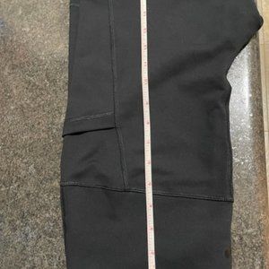 Yogalicious Bike short w/ side pocket  Brand new